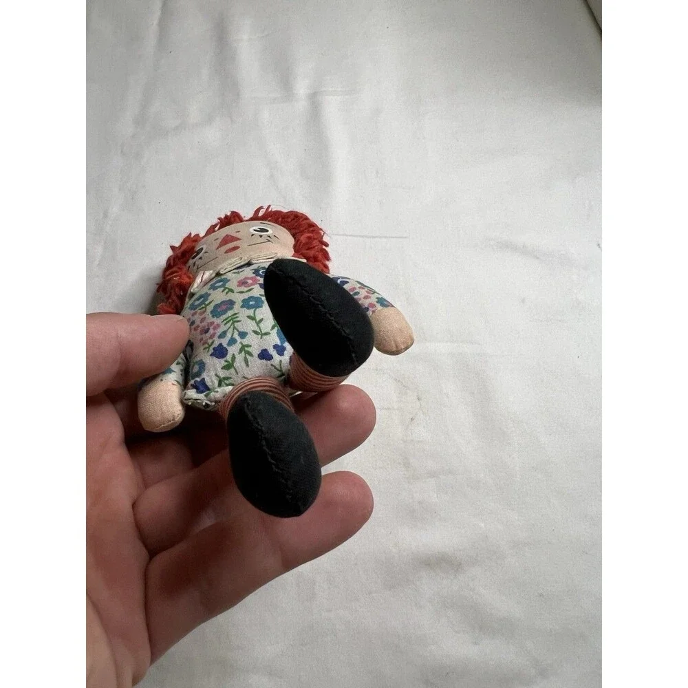 vintage 1960s – 1970s Knickerbocker Raggedy Ann doll